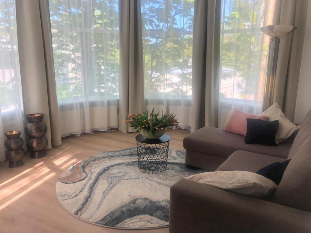 Alve Apart Hotel Юрмала Екстер'єр фото